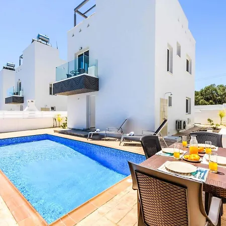Nissini 4 * Ayia Napa